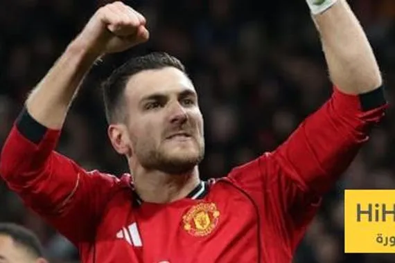 دالوت يسجل هدف التقدم لـ مانشستر يونايتد ضد وست هام