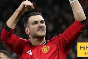 دالوت يسجل هدف التقدم لـ مانشستر يونايتد ضد وست هام