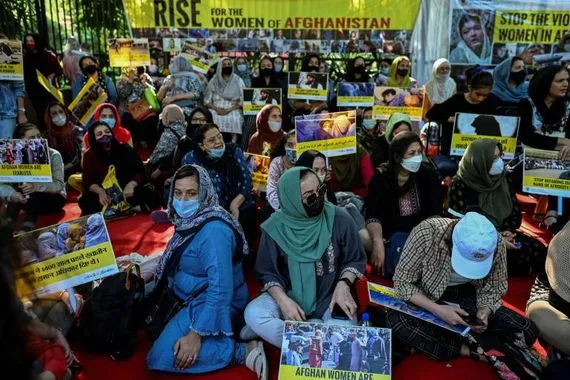 الإجهاض في أفغانستان دواء وأعشاب وحجر