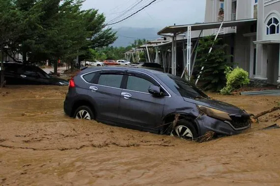 إندونيسيا حصيلة ضحايا الفيضانات والانهيارات الأرضية ترتفع إلى 846 قتيلاً ومئات المفقودين