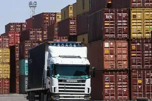 النقل البري العراق يقلص رحلات أوروبا إلى الأردن لـ 6 أيام بدلا من 5 أسابيع