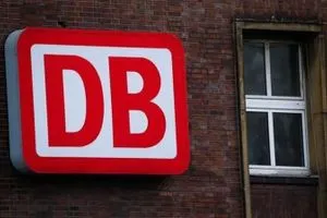 دويتشه بان الألمانية تعتزم تخفيض عدد المناصب العليا