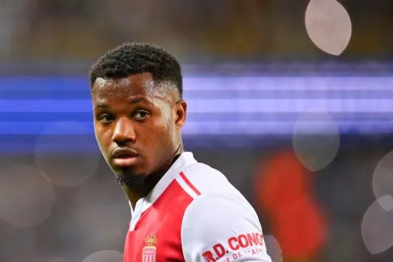 أنسو فاتي يعود للإصابات