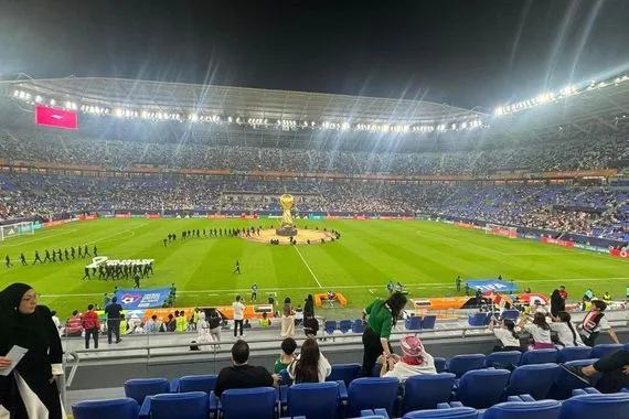 انطلاق مباراة منتخبنا الوطني ونظيره السوداني في كأس العرب وكالة الانباء العراقية واع