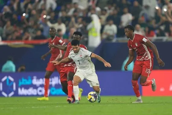 العراق يتجاوز السودان ويتأهل لربع نهائي كأس العرب