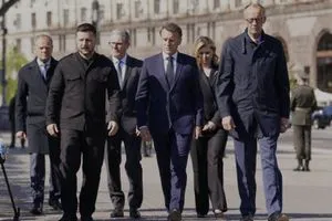 سفير روسي يحذّر من عواقب تمويل كييف بأصول روسية