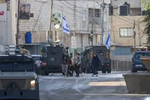 الضفة الغربية استشهاد شابين واعتقال 4 في الخليل