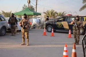 احباط تهريب مواد صناعية وغذائية إلى ديالى