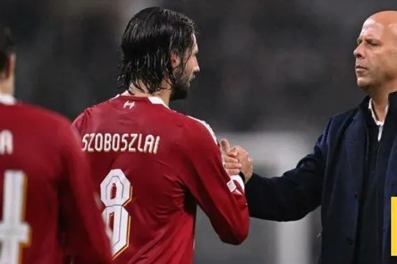 سوبوسلاي سلوت سيجد الحل مع ليفربول ولكن