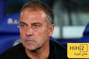 خط وسط برشلونة أمام ريال بيتيس