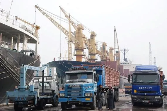 المنافذ الحدودية تعلن تحقيقها إيرادات تجاوزت 2 2 تريليون دينار لعام 2025