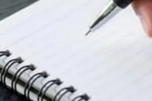 عصر التزييف والوعي الذي يُسرق من بين أيدينا