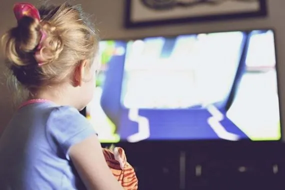 دراسة الخيالية المفرطة للرسوم المتحركة تهدد تركيز الأطفال