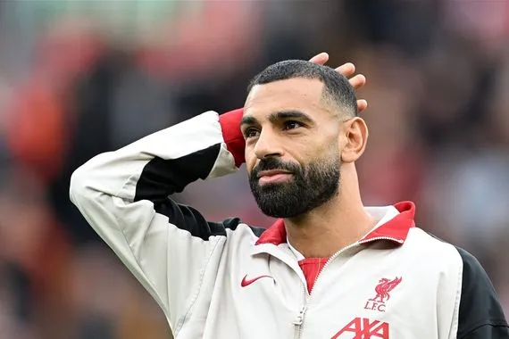 أول ناد سعودي يتحرك لضم محمد صلاح