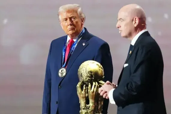 إنفانتينو يحب ميسي تصريح لترمب يهز العالم شفق نيوز