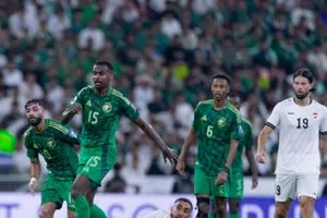 فرص انفراد المنتخب السعودي بالصدارة وتأهل المغرب
