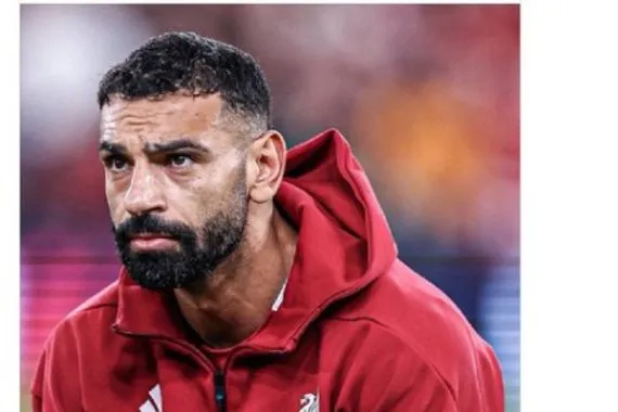 صورة بيرس مورغان يدعو صلاح لإجراء مقابلة إعلامية بعد تصريحاته ضد ليفربول