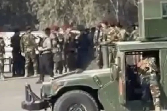 الموقف الوطني الديمقراطي يستعرض قوته على المواطن والإقليم يتحول إلى عصابات