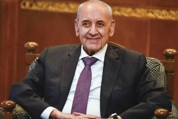 بري يريد فتوى من خامنئي لتسليم سلاح حزب الله