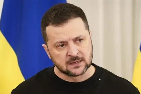 زيلينسكي لا نريد التخلي عن أي أراضٍ لصالح روسيا