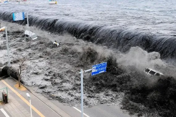 زلزال بقوة 7 2 درجة يهز اليابان وتحذيرات من تسونامي شفق نيوز