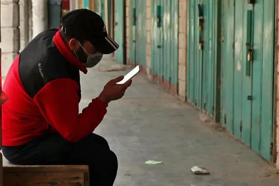 ارتفاع استخدام الهاتف النقال وخدمات الإنترنت في العراق شفق نيوز