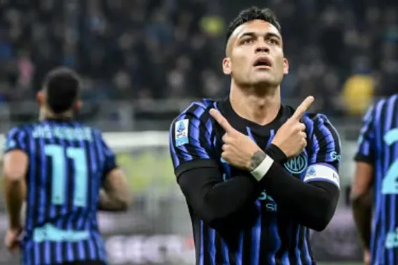 لاوتارو يستعد لليفربول بإنجاز تاريخي