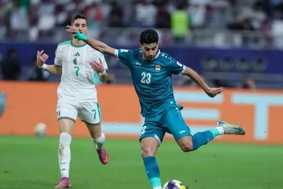 العراق يخسر أمام الجزائر ويواجه الأردن بربع نهائي كأس العرب