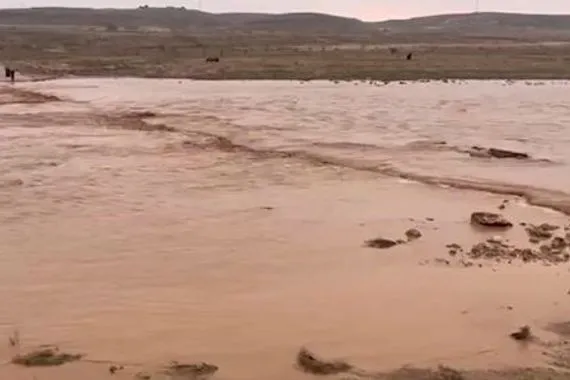 ارتفاع مناسيب وادي حوران غربي الأنبار جراء الامطار الغزيرة