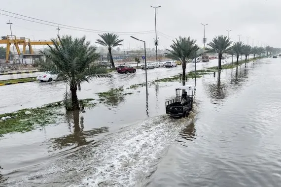 غرق النجف لجنة الخدمات تكسر صمتها وتحدد الأسباب شفق نيوز