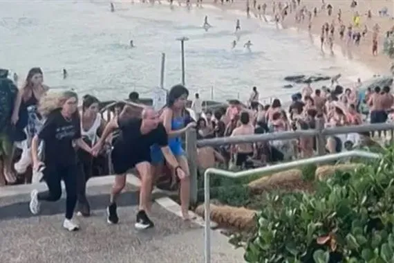 من هما منفذي الهجوم في استراليا اليوم صور