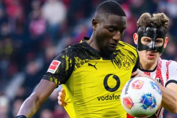 دورتموند يتعادل مع فرايبورغ في الدوري الألماني