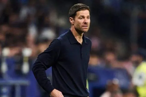 صورة رد فعل الونسو على هدف الافيس