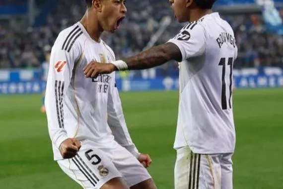 لاعبو ريال مدريد يدعمون رودريغو