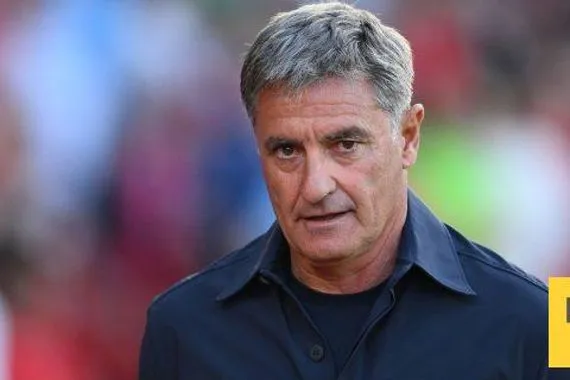 بعد إقالة ميتشيل من سيكون الضحية التالية في دوري روشن