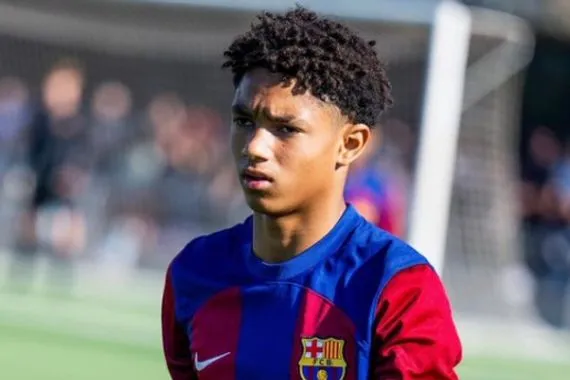 لاعب البارسا الشاب يتألق تحت انظار ميسي