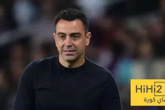 هل يعود تشافي من بوابة الدوري الإنجليزي