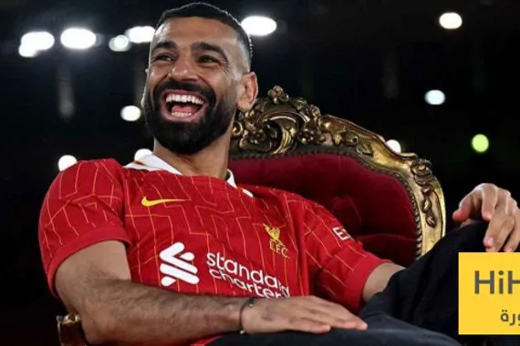 صورة محمد صلاح يرد على واين روني
