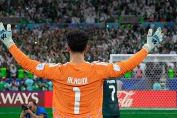 نواف العقيدي يتألق حارس السعودية يبرز في مباراة الأردن