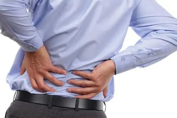 دراسة تكشف الحركات اليومية الأكثر ارتباطاً بآلام أسفل الظهر وكالة الانباء العراقية واع