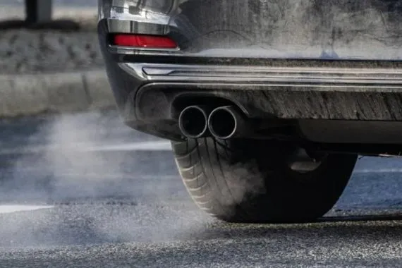 الاتحاد الأوروبي يتراجع عن حظر محركات الاحتراق الداخلي