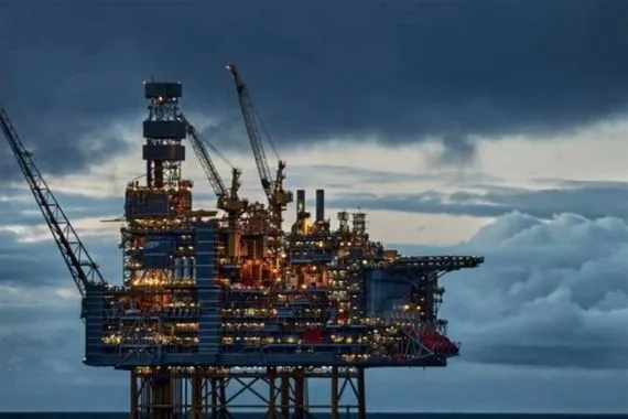 فنزويلا تتحدى حصار ترامب نواصل شحن النفط بصورة طبيعية