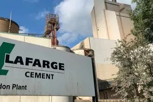 غرامة تاريخية على لافارج الفرنسية بتهمة تمويل الإرهاب في سوريا شفق نيوز