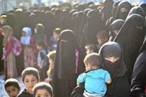 فرنسا تحاكم الداعشيات العائدات من مخيمات الإحتجاز في سوريا