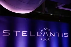ستيلانتس تستدعي أكثر من 52 ألف سيارة في أمريكا