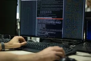 هجوم سيبراني في ذروة عيد الميلاد