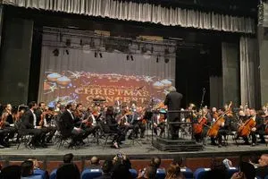 في بغداد الفرقة السمفونية تعزف للكريسمس وتصنع ليلة من الجمال وكالة الانباء العراقية واع