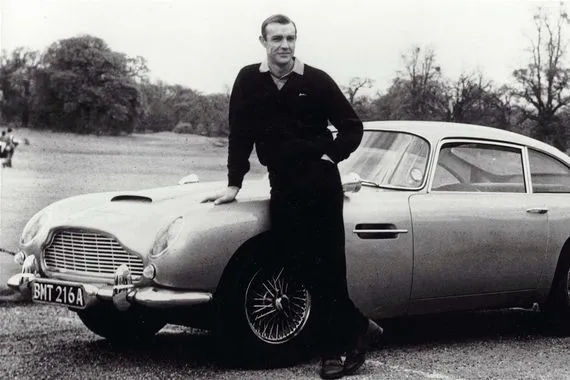 أشهر 5 سيارات غيّرت السينما صورتها للأبد