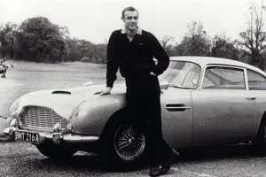 أشهر 5 سيارات غيّرت السينما صورتها للأبد