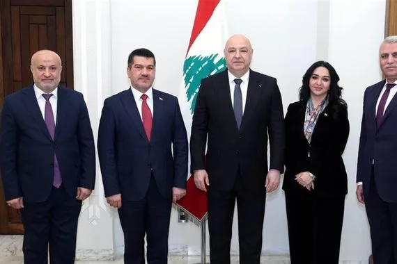الرئيس اللبناني يؤكد متانة العلاقات بين بغداد وبيروت ويشيد بدعم العراق لإعمار لبنان